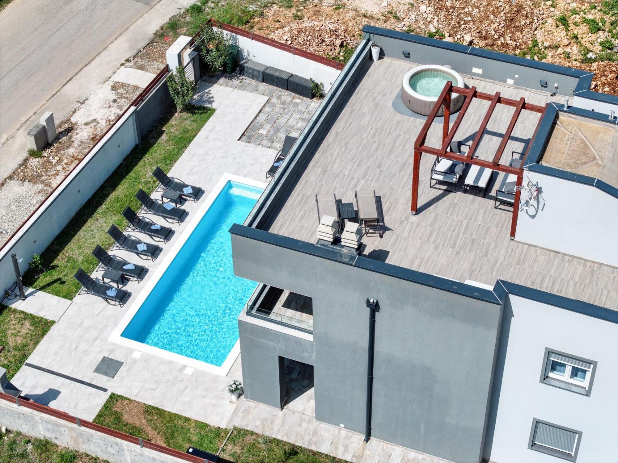 Villa Tia With Heated Pool & Jacuzzi Murvica  Eksteriør bilde